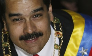 Maduro insiste a Obama que hay un golpe “estadounidense” contra Venezuela: Pide ayuda a Unasur