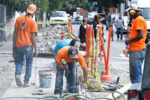 Alcaldía de Chacao continúa Plan de Reconstrucción de Aceras y Brocales