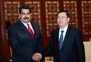 Venezuela y China firman acuerdo de cooperación militar