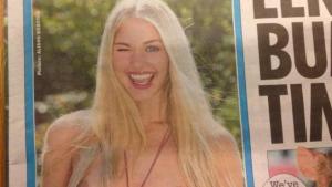 The Sun recupera a las chicas topless de la página 3 y se ríe de sus detractores