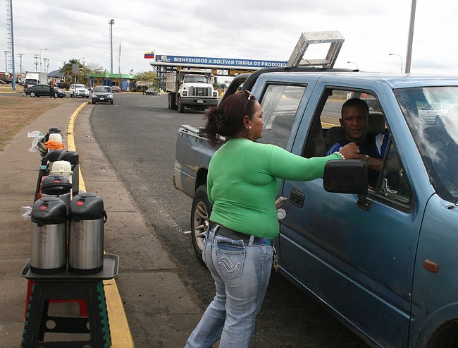 Prohíben a vendedores ambulantes trabajar en el peaje Ciudad Guayana-Ciudad Bolívar