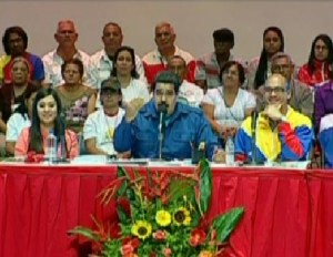 Maduro: Si hay un golpe de Estado, saldré a la calle a combatirlo con el pueblo