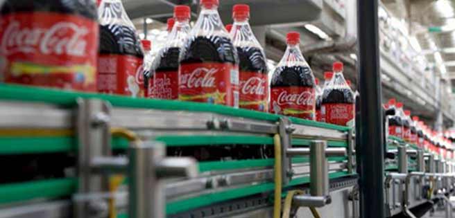 Coca-Cola interrumpe su producción hasta que se restablezca el despacho de azúcar