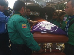 Entre llantos partió el cortejo fúnebre de Kluiberth Roa en Táchira (FOTOS)