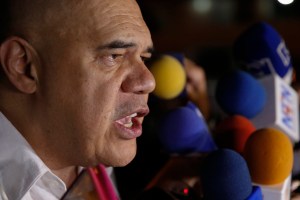Oposición reitera a Unasur que sólo habrá diálogo con Maduro si hay libertad para presos políticos