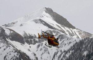 Se estrella avión con 150 personas a bordo en los Alpes franceses