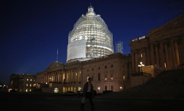 En la imagen, el edificio del capitolio de Estados Unidos es visto en Washington