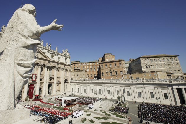 A view shows the Palm Sunday mass at Saint Peter's Square at the Vatican
