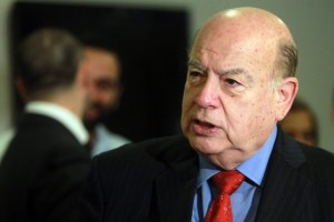 Insulza: En algunos países el periodismo se ha convertido en una profesión peligrosa