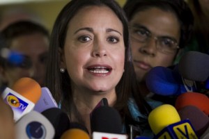 Senado de Chile respalda proyecto para levantar la voz contra sanciones a Machado