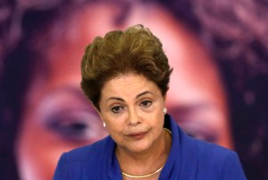 Rousseff cae 10,8% de aprobación, según sondeo