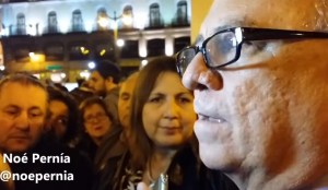 Periodista venezolano es atacado tras preguntas incómodas a Mario Isea en España (Video)