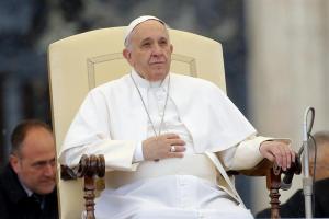 El papa Francisco se solidariza con el cansancio de los sacerdotes