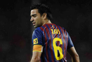 Xavi Hernández con un pie fuera del Barcelona