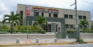 Denuncian hostigamiento por parte de la directora de la Clínica Popular El Valle (VIDEO)