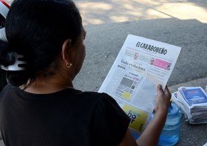 Lectores de El Carabobeño rechazan opresión hacia medios impresos