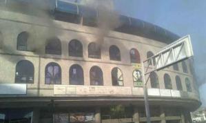 Se incendia comercio en el C.C Metromercado La Bandera (Fotos)