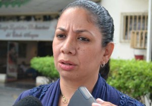 Betsy Bustos: Elecciones parlamentarias son la única válvula de escape para dirimir nuestras diferencias