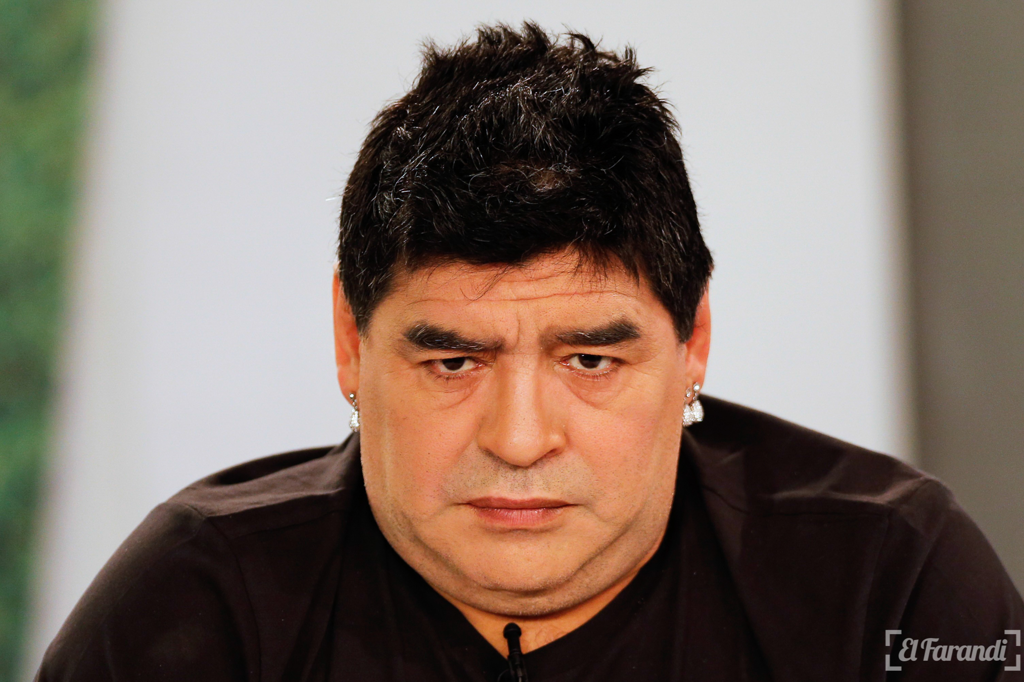 Por burlarse de Trump le volvieron a negar la visa a Maradona