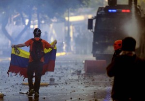 Análisis: ¿Por qué es buena noticia el examen preliminar de La Haya a Venezuela?
