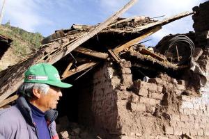 Decenas de viviendas afectadas tras sismo en Perú