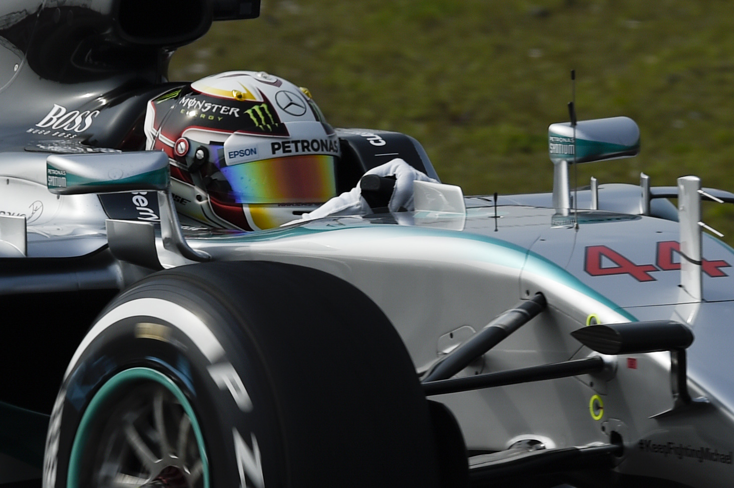 Pole para Hamilton y dominio absoluto de Mercedes en el GP de China