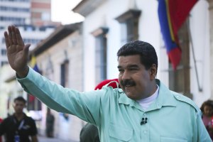 “Vayan a opinar de su madre”, le dijo Maduro al Congreso de España
