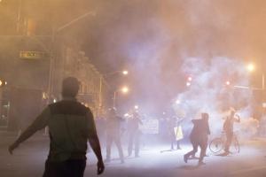 Nuevos disturbios en Baltimore tras el inicio del toque de queda
