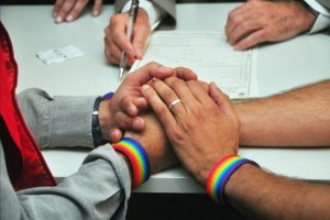 Parejas homosexuales podrán adoptar en Portugal
