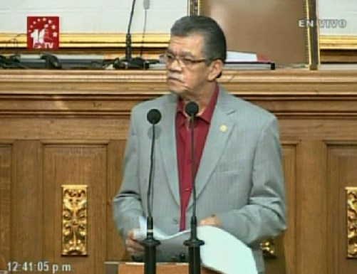 Earle Herrera renuncia a la presidencia de la Comisión de Diversidad de la constituyente cubana