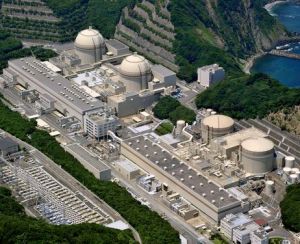 Justicia japonesa rechaza reiniciar 2 reactores nucleares