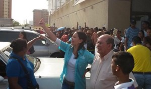 Maria Corina Machado denuncia seguimiento por parte del Sebin