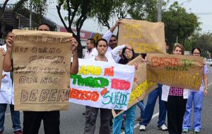 En Puerto Cabello, médicos exigen insumos y mejor salario
