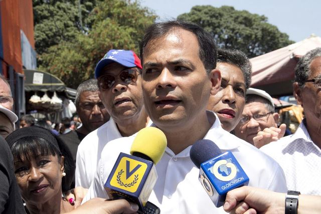 Pedro Benítez: Maduro pretende hablar de DDHH cuando tiene 54 presos políticos