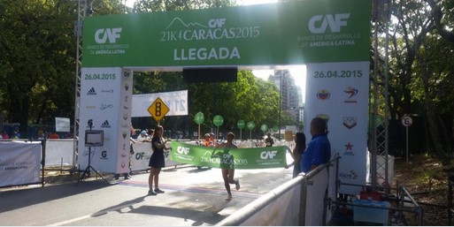 La venezolana Zuleima Amaya es la ganadora del medio maratón 21K de la CAF