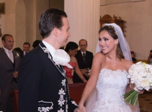 Anahí respondió a quienes criticaron su boda: No vivo en un cuento de hadas