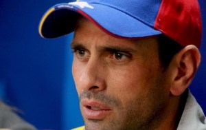 Capriles: Cada día que pasa los venezolanos sentirán más la crisis y la escasez