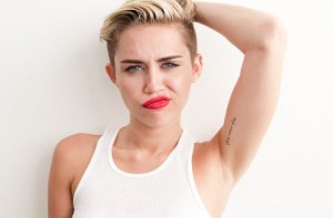 Miley Cyrus se desnudó de nuevo en Instagram (Foto)