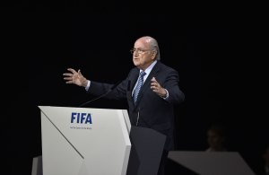 Blatter afirma que ya trabaja en las reformas de la FIFA