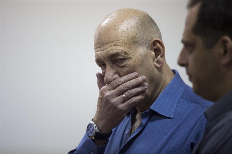 Ex primer ministro israelí fue sentenciado a ocho meses de prisión