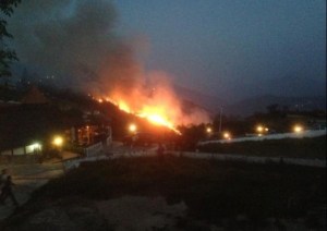 También ardió la Colonia Tovar este sábado #9M (Fotos y video)