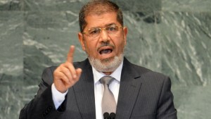 Egipto condena a muerte al expresidente Mohamed Morsy