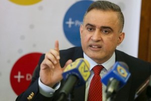 Tarek William Saab dice que suspender diálogo causaría grave daño al país