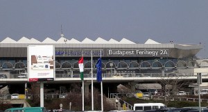 Detienen a venezolana con 30 cápsulas de cocaína en el estómago en aeropuerto de Budapest