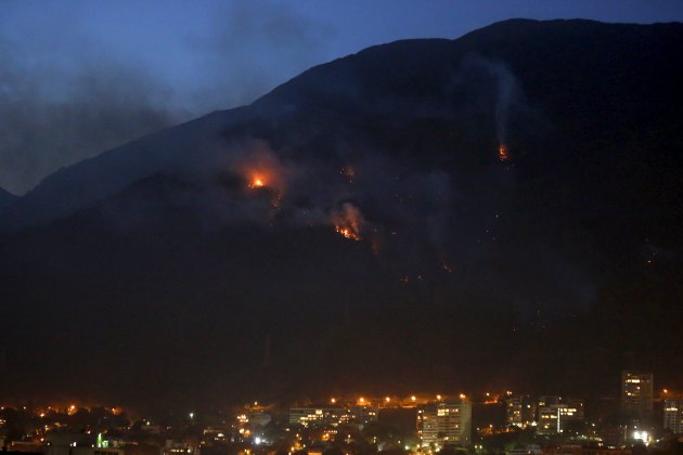 A wild forest fire burns at the Avila national park also known as 'Warairarepano', in Caracas
