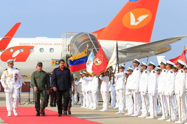 Maduro al llegar de  Panamá, donde participó en la VII Cumbre de las Américas (Foto AVN)