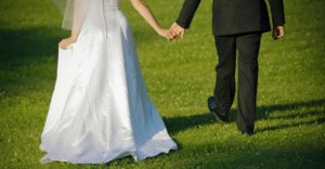 Matrimonio en España podrá ser a partir de los 16 años