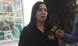 Betsy Bustos: Gobierno debe perseguir a quienes han saqueado al país