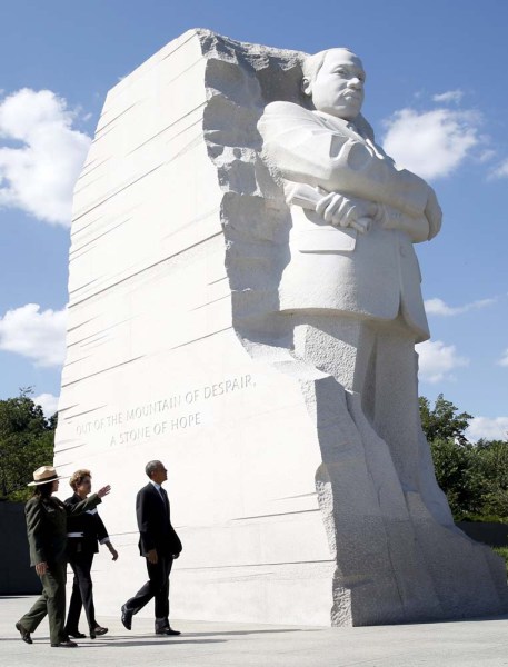 Obama and Rousseff tour the MLK Memorial in Washington