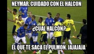 Los memes no perdonan: El empujón de Bacca a Neymar